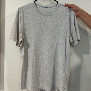 Men’s lululemon shirt